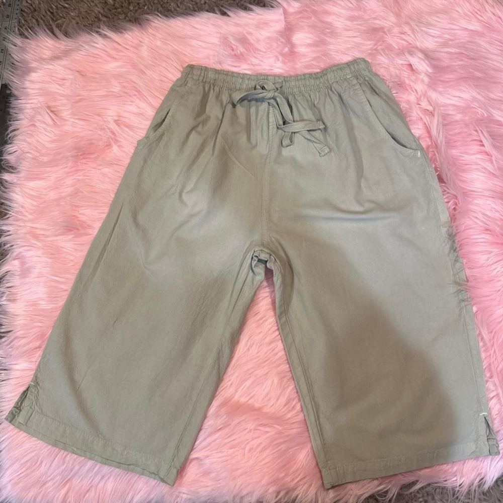 Vintage Khaki 100% Cotton Tan Bermuda Shorts drawstring waist relaxed fit MEDIUM
